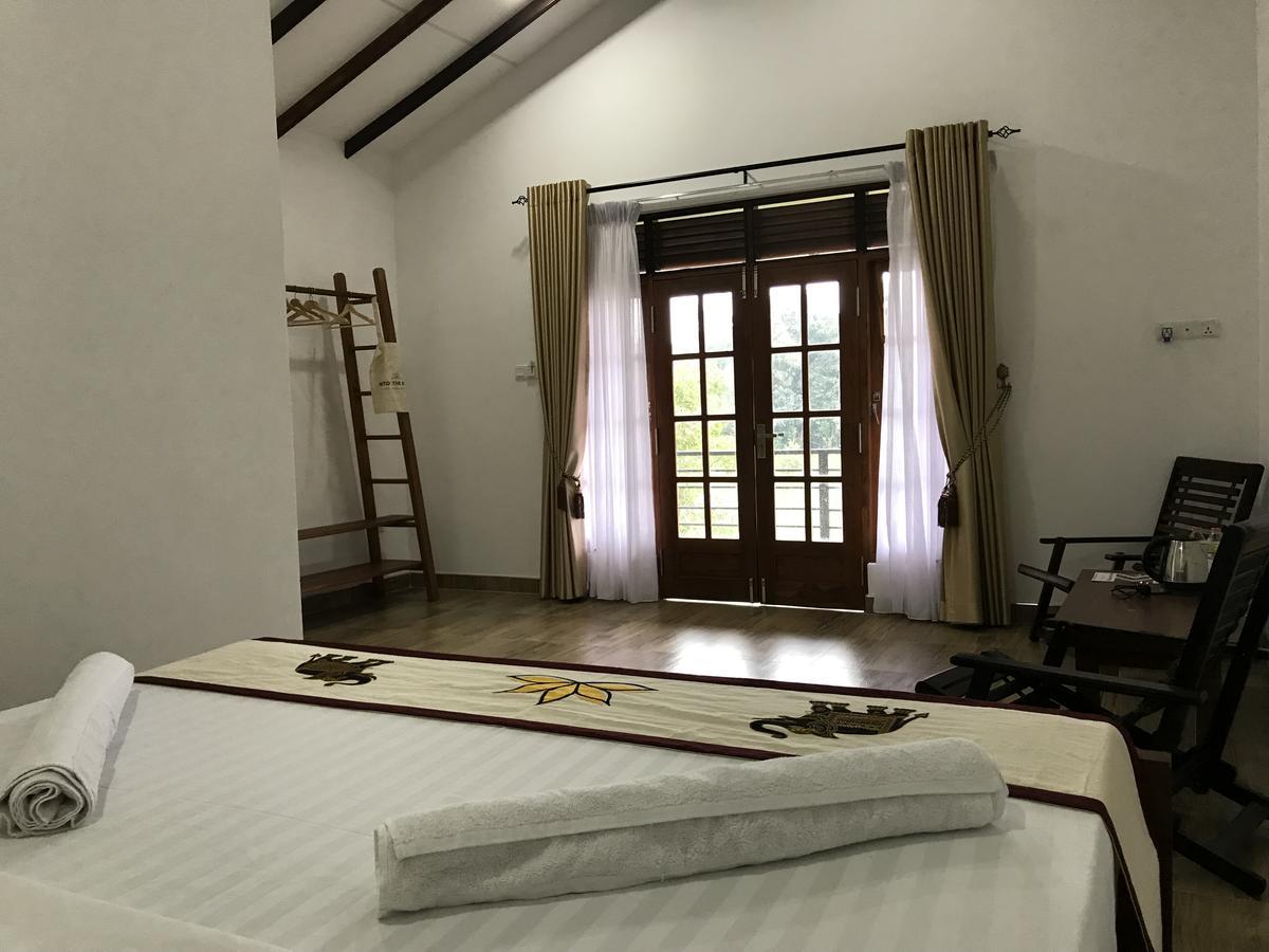 Into The Wild Sigiriya Hotel Buitenkant foto